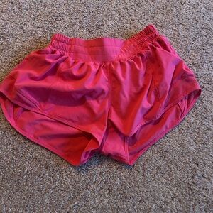 Women's Lip Gloss Pink LuLuLemon Hotty Hot Shorts 2 inch